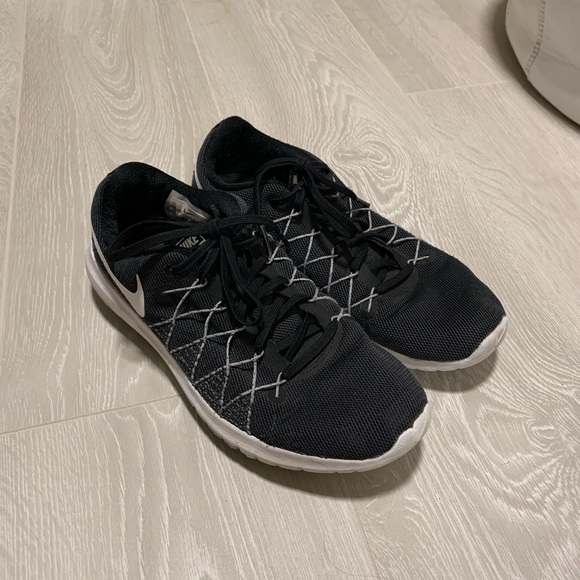 Nike Flex Running Shoe - Picture 3 of 3